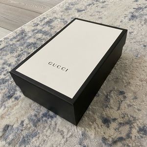 Gucci box